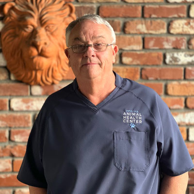 Dr. Bruce Veterinarian Opelika Auburn